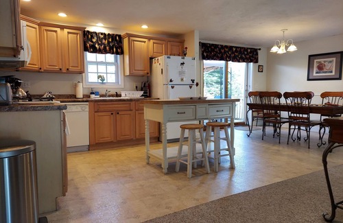 Madison House | Enjoy the Splendor of the foliage in New Hampshire