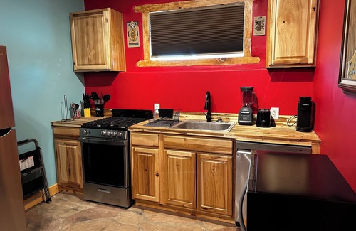 North Valley House | Enjoy this 2 bedroom attached unit with an amazing master suite. (Note: This is one of two units on the same property with a shared parking area.)