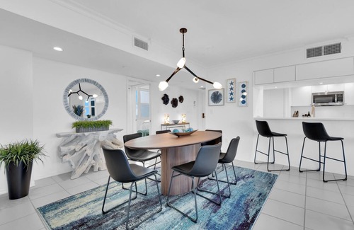 Pelican Bay Condo | Enjoy this beautiful condo at St. Maarten in gorgeous, coastal Pelican Bay!