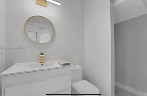 Coral Springs House | Enjoy this luxury 3bedroom 2 1/2 bathroom