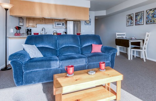 Lincoln City Condo | Enjoy views of Siletz Bay from this 3rd Floor Condo. beach access, Taft District