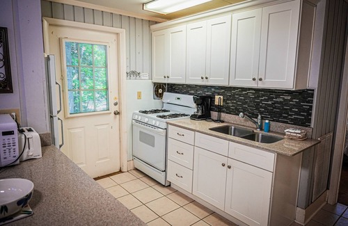 Pine Mountain Ski Chalet | Enjoy your home away from home in this beautiful Lake view Chalet!