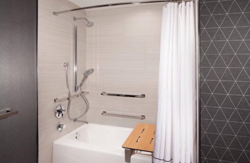 Fremont House | Enjoy your stay at our Newly Renovated Room!
