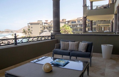 Cerritos Apartment | Enjoy your vacation in this beautiful oceanfront condo at Sol Paraíso Cerritos!
