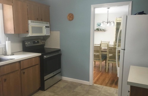 East Falmouth House | Enjoy Yourself at Great Harbors Updated Ranch