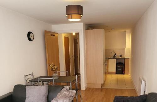 Salford Apartment | Enjoyable 2 bedroom apartment