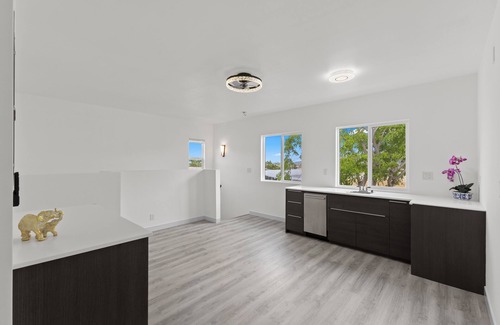 Portlock House | Enjoyable 5-bedroom house with AC in Honolulu