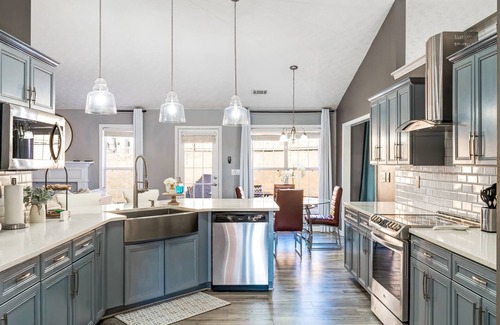 Lawrenceville Other | Enjoyable/Spacious 3bd Farmhouse