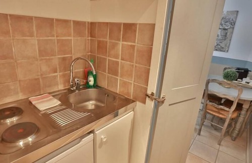 Gordes Apartment | Enjoyed the Expérience-Apartment-Apartment-Ensuite with Shower