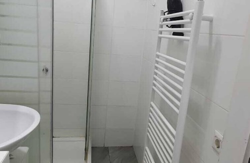 Simmering Apartment | Enkplatz U3- Affordable 5BR shared Apt.