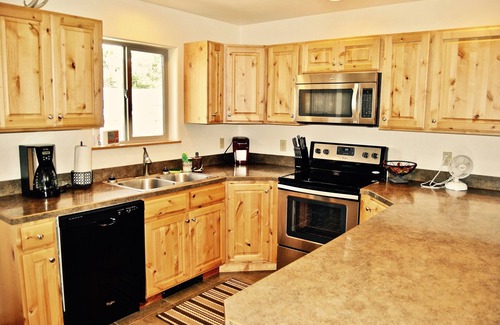 Ennis House | Ennis, MT: Madison River, Fishing, Yellowstone National Park, & Hunting