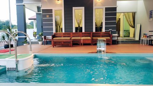 Gua House | ENSTEK KLIA Homestay