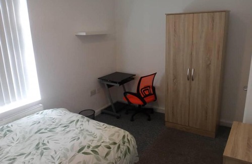 Burnley House | Ensuite Double-bed H3 close to Burnley city centre
