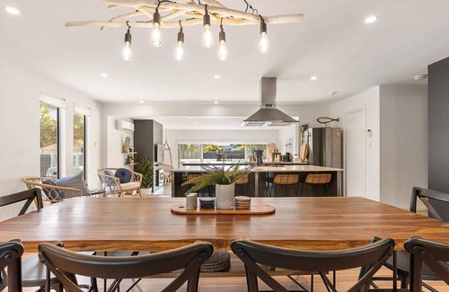 Goolwa House | Entertainers Delight-16 Graham-PetsNegotiableWi-Fi