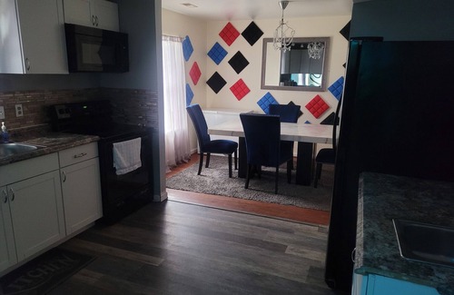 Hampton House | Entertainment/Family/nGuest Friendly Home