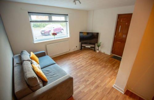 Audenshaw Apartment | Entire 1 Bedroom House in Manchester