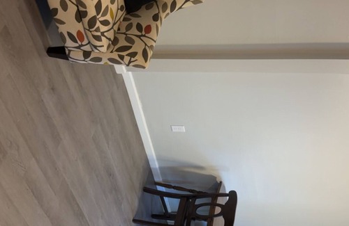 Hilliard House | Entire 1BR House w/spacious driveway