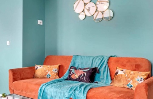 Milton Keynes Apartment | Entire 2 Bedroom Luxury Apartment with Free Parking