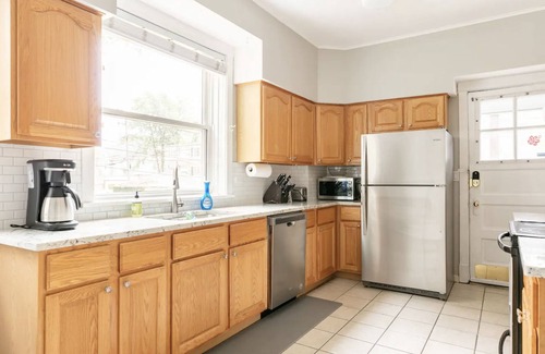 South Evanston House | Entire 2-flat Available- Rent both apartments!