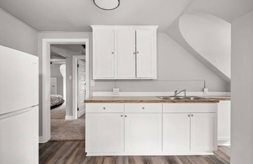 Spokane Apartment | Entire 2nd and 3rd level of Spacious Historic Home