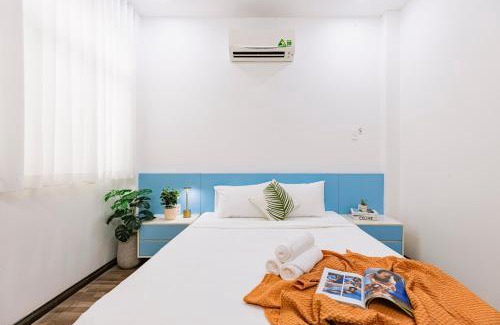 District 1 House | Entire 6BRs house in Saigon Centre by Gon De Home