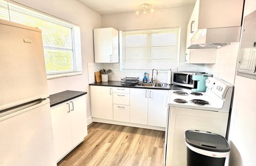 Allapattah Apartment | Entire Apt, 2PM In/12PM Out, Parking - Apt #2