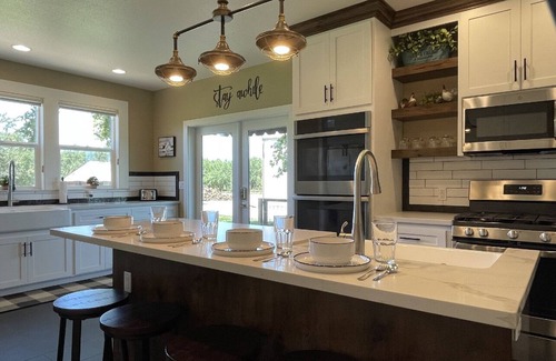 Manteca House | ENTIRE BEAUTIFUL REMODEL COUNTRY RANCH HOUSE