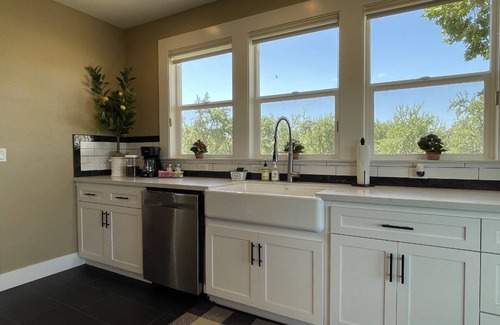 Manteca House | ENTIRE BEAUTIFUL REMODEL COUNTRY RANCH HOUSE