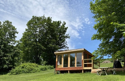 Town of Broome RV Rental | Entire Campground with Mountain Views, 3 Unique Cabins that Sleeps 8