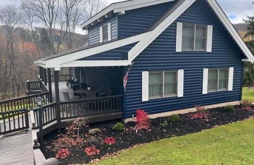 Ellicottville Ski Chalet | Entire Chalet 1 Mile from Charming Ellicottville - Pet & Family Friendly!