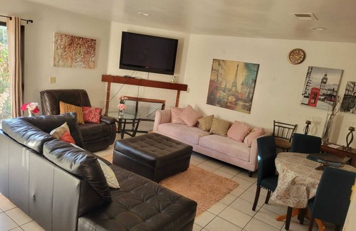 Pasadena Condo | Entire Condo. Caltech Area. 2 Bedroom, 2 1/2 Bath