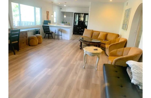 Rossmoyne House | Entire Downstairs Residential Home In Glendale, CA.