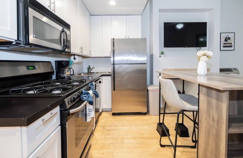 Park West Apartment | Entire Floor- 2 Apartments, patio, parking, W/D LP