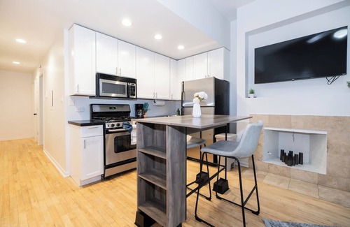 Park West Apartment | Entire Floor- 2 Apartments, patio, parking, W/D LP