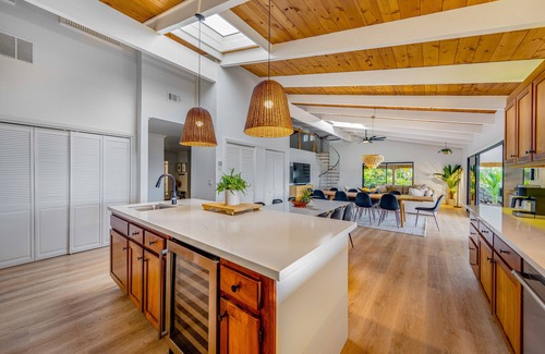 Kalaoa House | Entire Gated Estate w/Lap Pool Ocean View AC in DT Kona