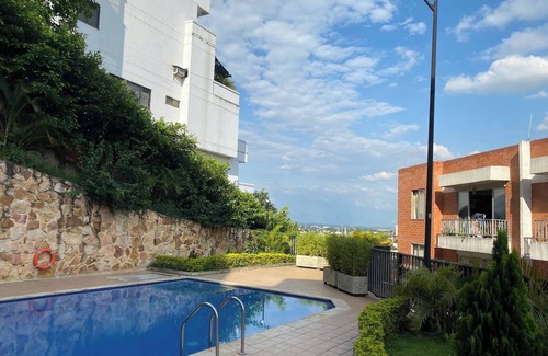 Cali Apartment | Entire home in business luxury chipichape!
