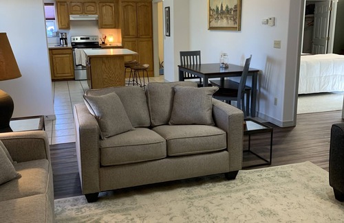 Berryville House | Entire home located near Eureka Springs, Branson and Northwest Arkansas Corridor