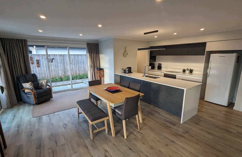 Richmond House | Entire home, Pets Welcome and Wheelchair friendly in Richmond, Nelson,