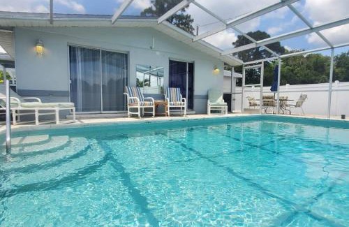 Englewood House | Entire home with pool & beach 5 min away!