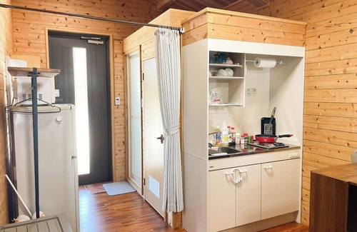Sakiyama Cottage | Entire house available Wheelchair accessible log house for up to 5 people /Kunigami-gun Okinawa