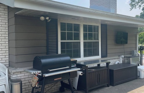 Elm Grove House | Entire House for Rent in Elm Grove with Pool