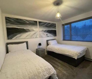 Blackburn House | Entire house - Peaceful 3 bedroom home