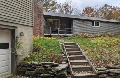 Arlington House | ENTIRE HOUSE - Private Vermont House on 52 acres