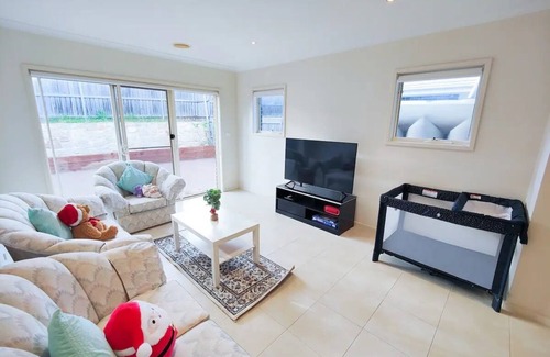 Casey House | Entire Lovely House With 3 Bedrooms, Good Location