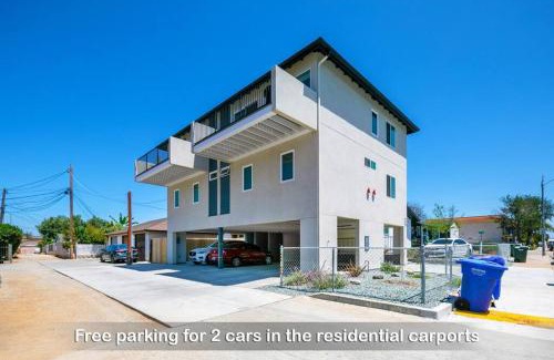 National City House | Entire Private 3-BR Home w Balcony Views 10-mins to SD Gaslamp, Downtown, Available Now