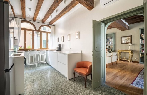 San Marco House | Entire renovated 16th Cent. Palazzo in Venice's most exclusive S. Marco area