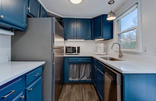Avery Creek Cottage | Entire Residential Home - Arden, NC - Close to Sierra Nevada, Biltmore Park, I26
