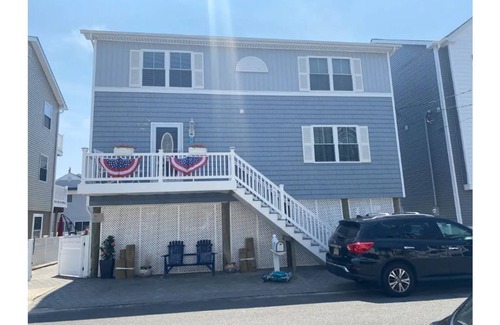 Dover Beaches North House | Entire spacious waterfront home, large bulkhead, walk to the beach!