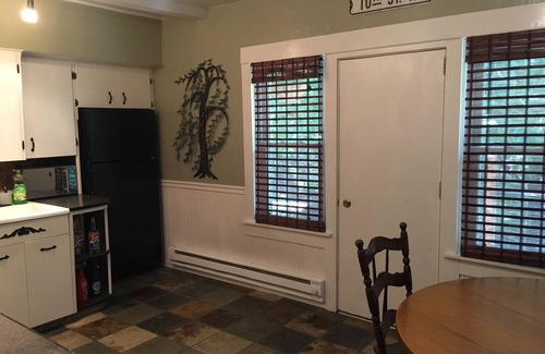 Cliff - Cannon Apartment | Entire top floor of Historic Duplex