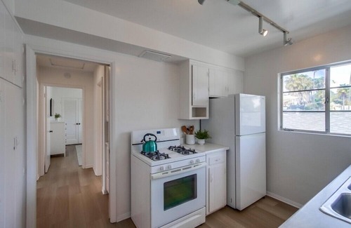 Beach Barber Tract Condo | Entire Top Level * Garage * Dog OK